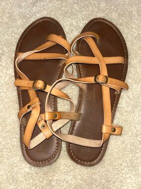 Mossimo Supply Co. Tan Strappy Leather Buckle Sandals